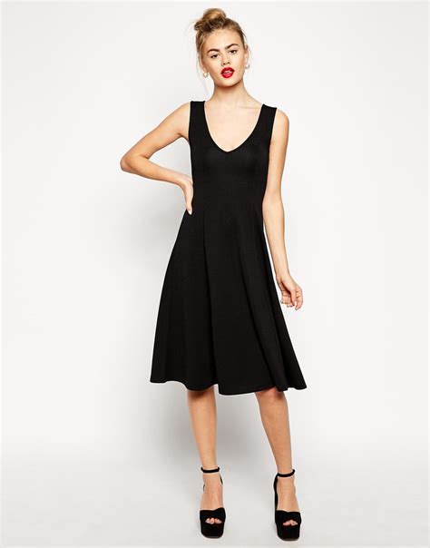 robe petite noire.